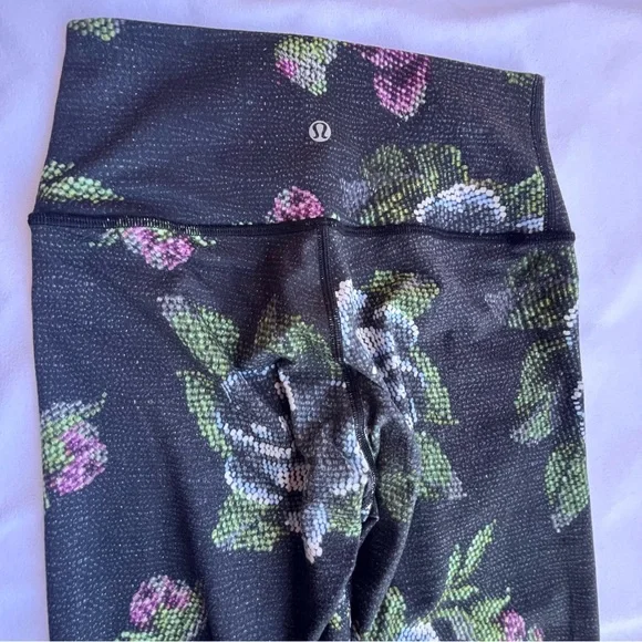 Lululemon Athletica Black Floral Leggings - Picture 6 of 9